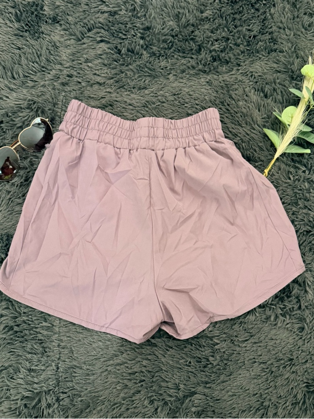 Women's Athletic Elastic-Waist Shorts in Dusty Mauve